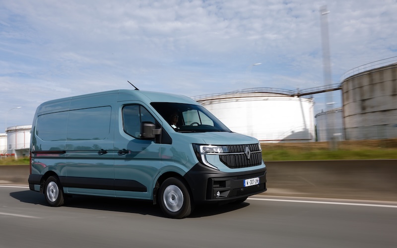 New Renault Master E-Tech Set To Hit The Road