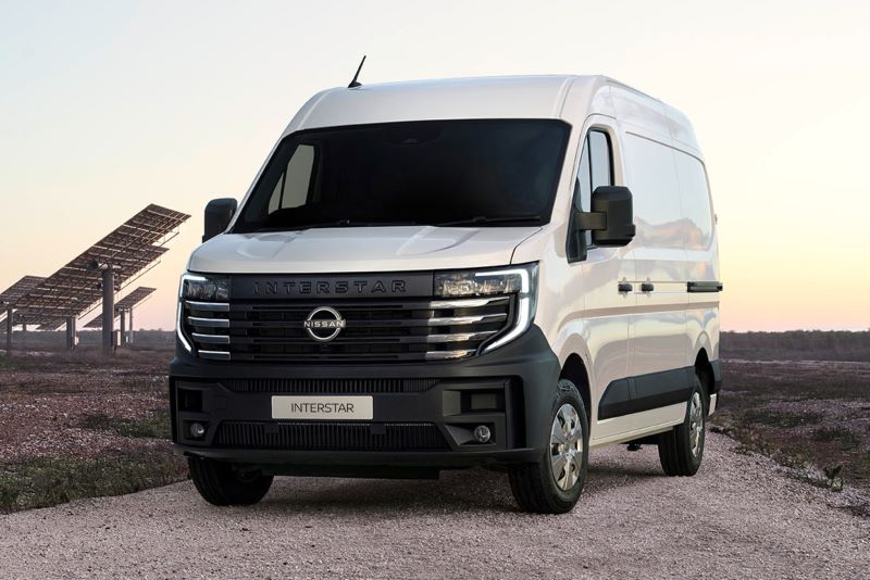 nissan-interstar
