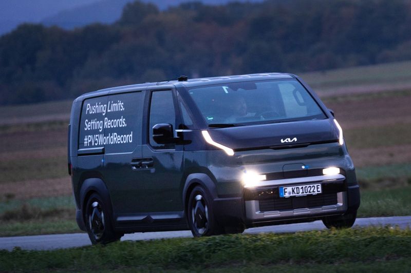 Fully Loaded Electric Kia PV5 Van Achieves 451-Miles Range